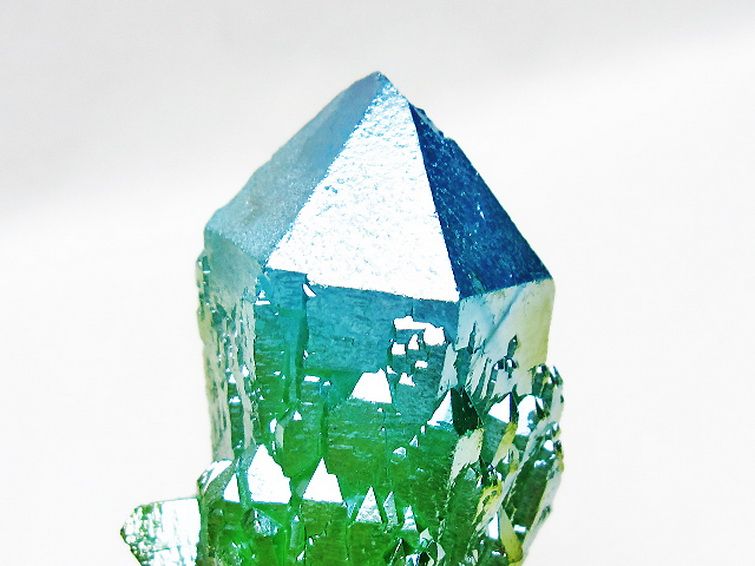 オーラ水晶 オーラクリスタル カテドラルライブラリー  原石 (グリーン)[T693-5284] 3枚目