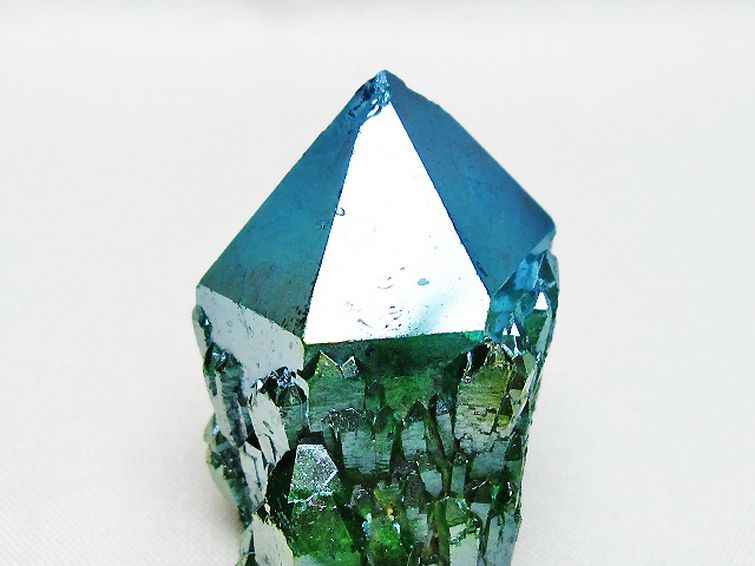 オーラ水晶 オーラクリスタル カテドラルライブラリー  原石 (グリーン)[T693-5288] 2枚目