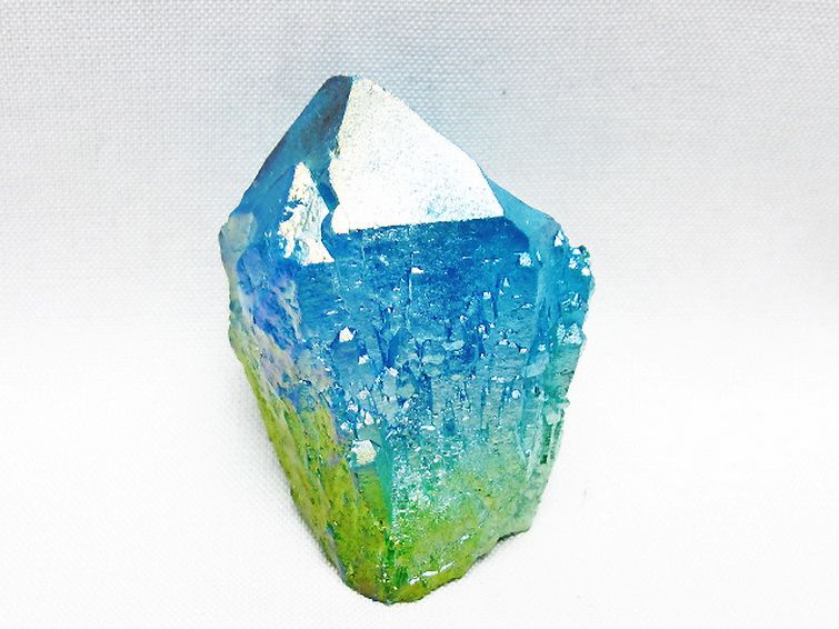 オーラ水晶 オーラクリスタル カテドラルライブラリー  原石 (グリーン)[T693-5305] 1枚目