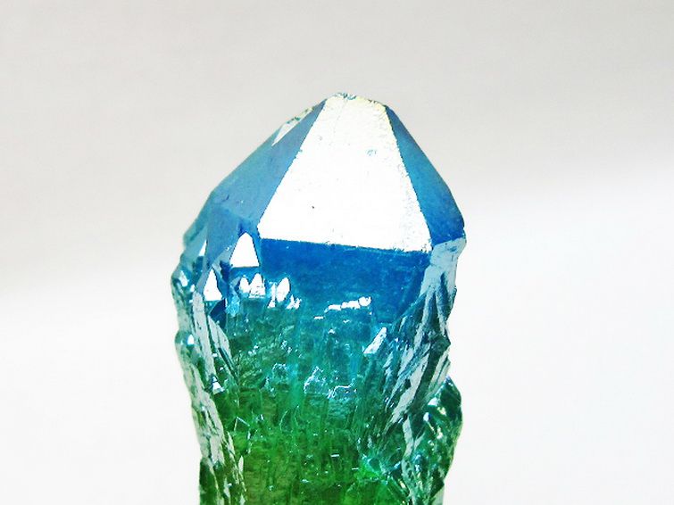 オーラ水晶 オーラクリスタル カテドラルライブラリー 原石 (グリーン) [t693-5788] 3枚目