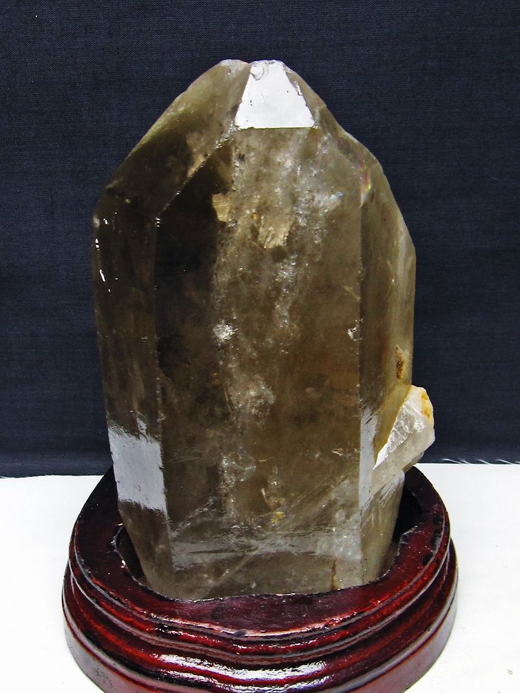 1.8Kg ライトニング水晶 原石[T695-7952] 1枚目