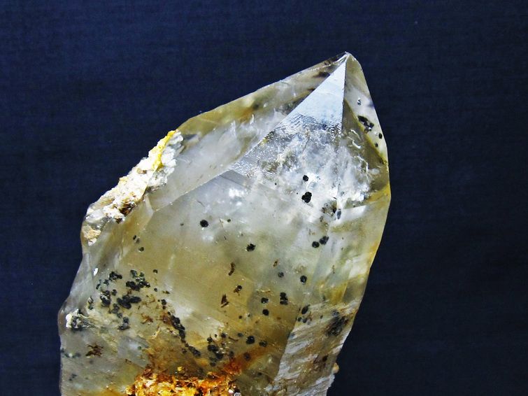 1.4Kg 雲母入り ライトニング水晶 原石[T695-7953] 2枚目