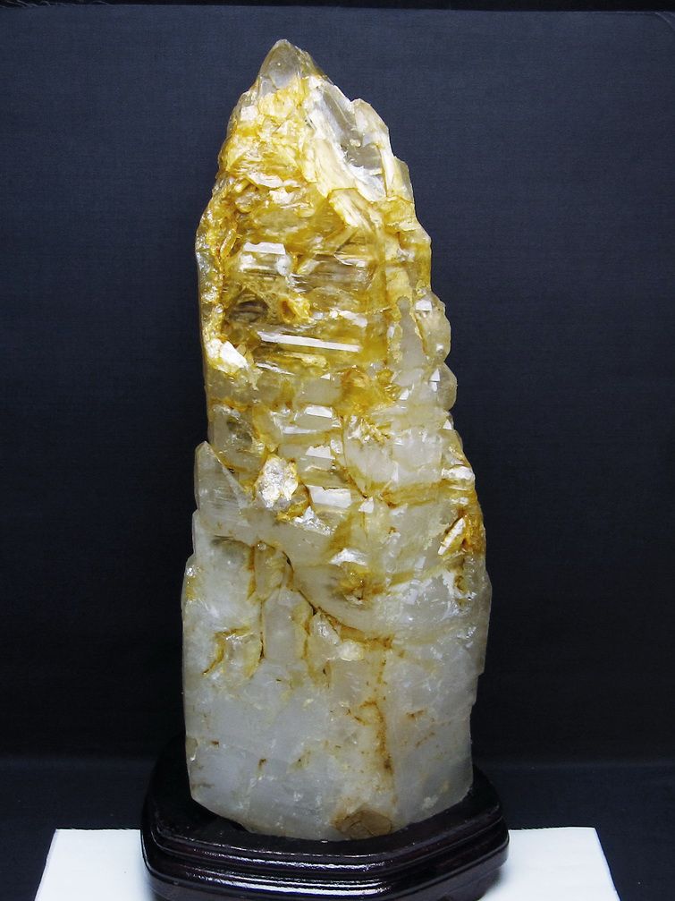 10.9Kg カテドラルライブラリー 水晶 原石[T695-7981] 1枚目