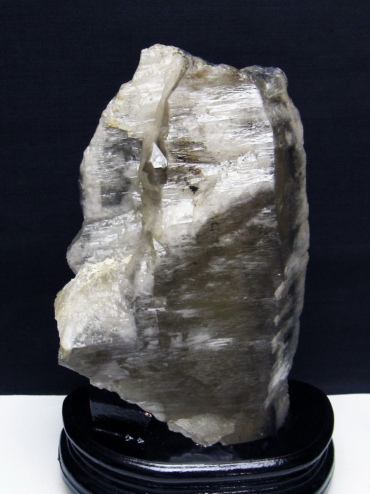 1.3Kg ライトニング カテドラルライブラリー 水晶 原石 [t695-8181] 1枚目