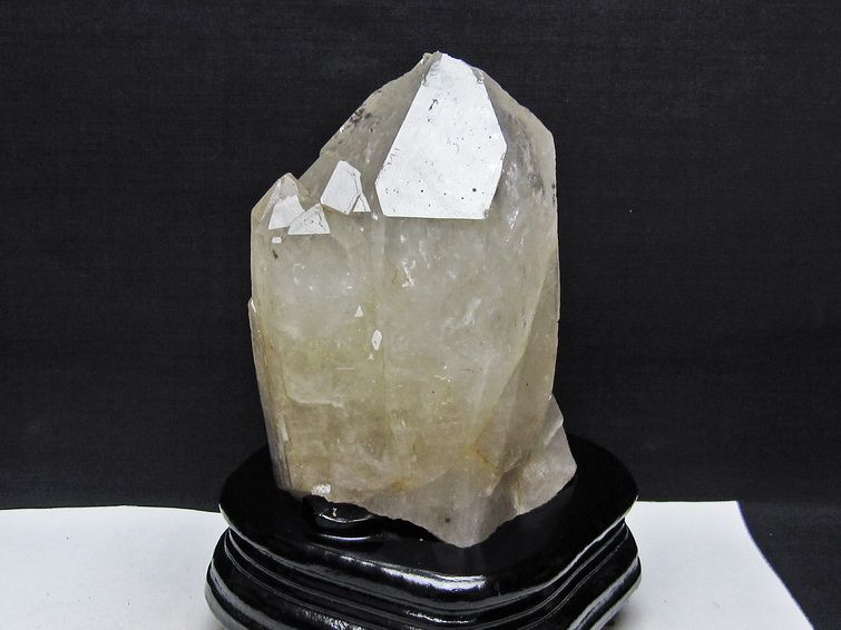 1.2Kg ヒマラヤ水晶 カテドラルライブラリー 原石 [t695-8237] 1枚目