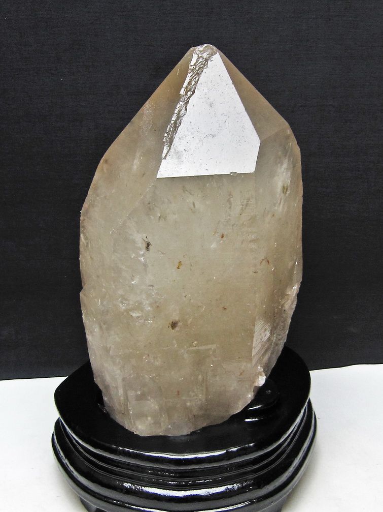 2.6Kg ヒマラヤ水晶 カテドラルライブラリー 原石 [t695-8254] 1枚目