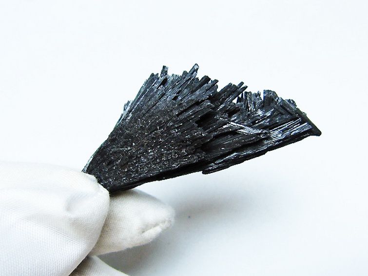 ブラック カイヤナイト 原石[T697-3854] 3枚目