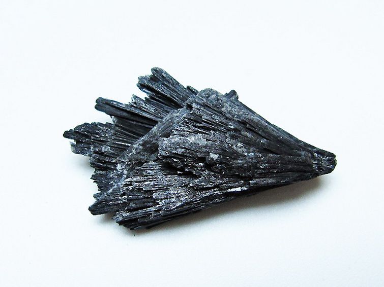 ブラック カイヤナイト 原石[T697-3859] 2枚目