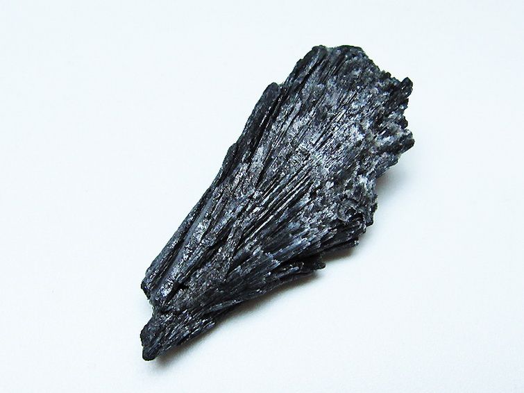 ブラック カイヤナイト 原石[T697-3893] 2枚目