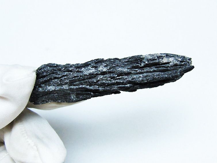 ブラック カイヤナイト 原石[T697-3919] 3枚目