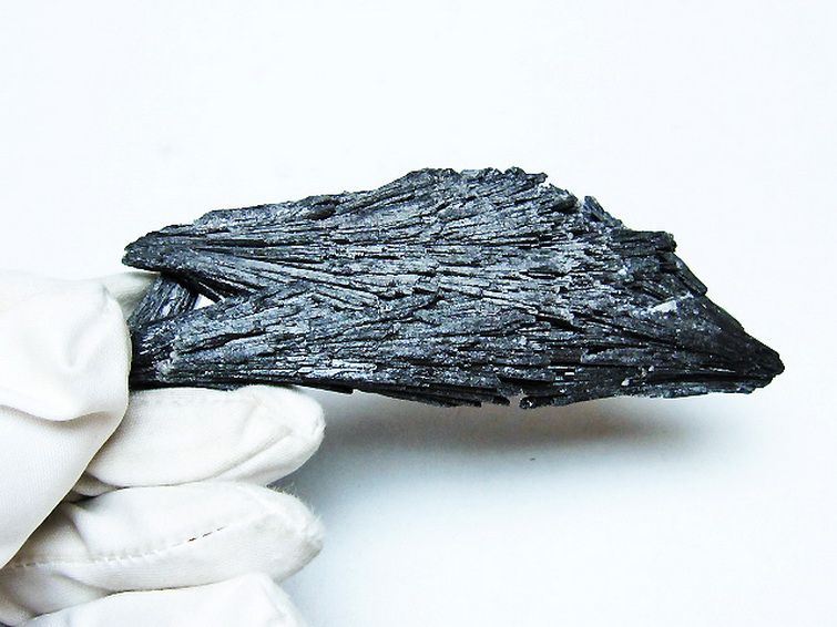 ブラック カイヤナイト 原石[T697-3955] 3枚目