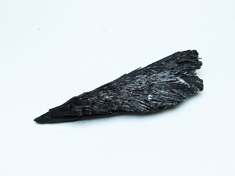 ブラック カイヤナイト 原石[T697-3957] 2枚目