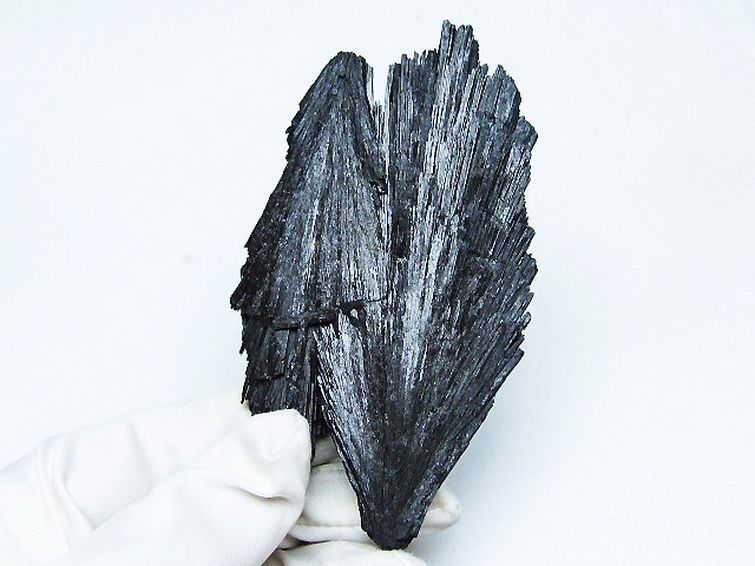 ブラック カイヤナイト 原石[T697-3959] 3枚目