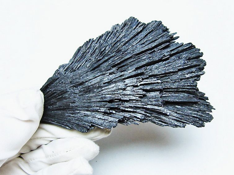 ブラック カイヤナイト 原石[T697-3964] 3枚目