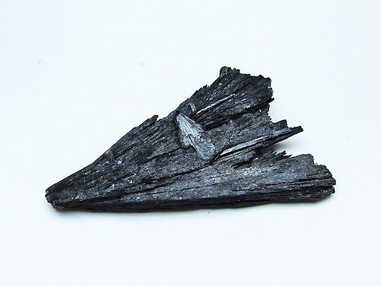 ブラック カイヤナイト 原石[T697-3965] 2枚目