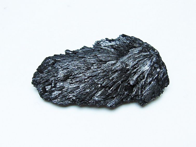 ブラック カイヤナイト 原石[T697-3967] 2枚目