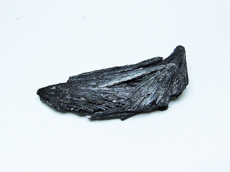 ブラック カイヤナイト 原石[T697-3968] 3枚目