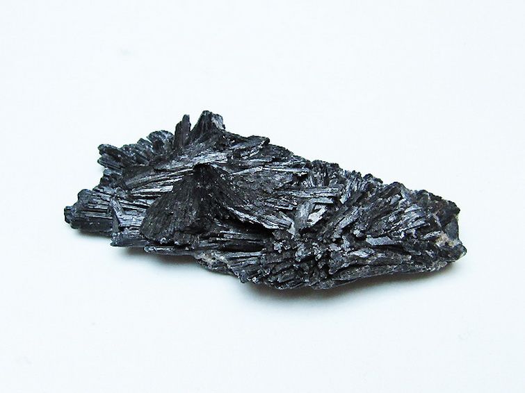 ブラック カイヤナイト 原石[T697-3970] 2枚目