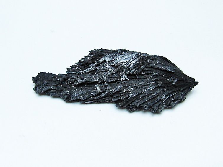 ブラック カイヤナイト 原石[T697-3982] 2枚目