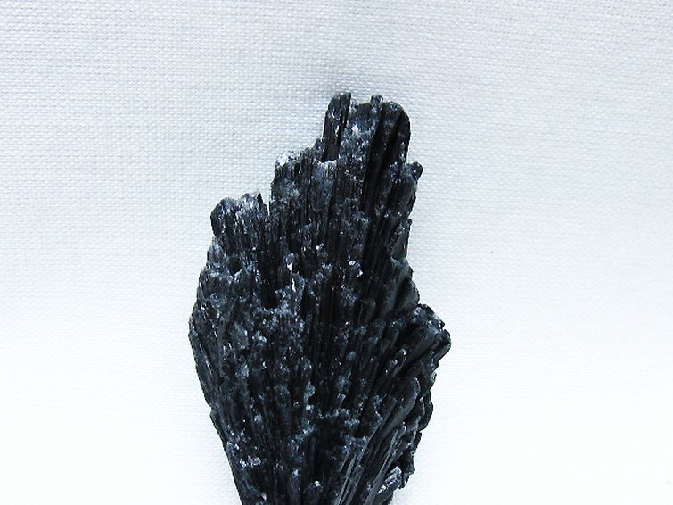 ブラック カイヤナイト 原石 [t697-4213] 2枚目