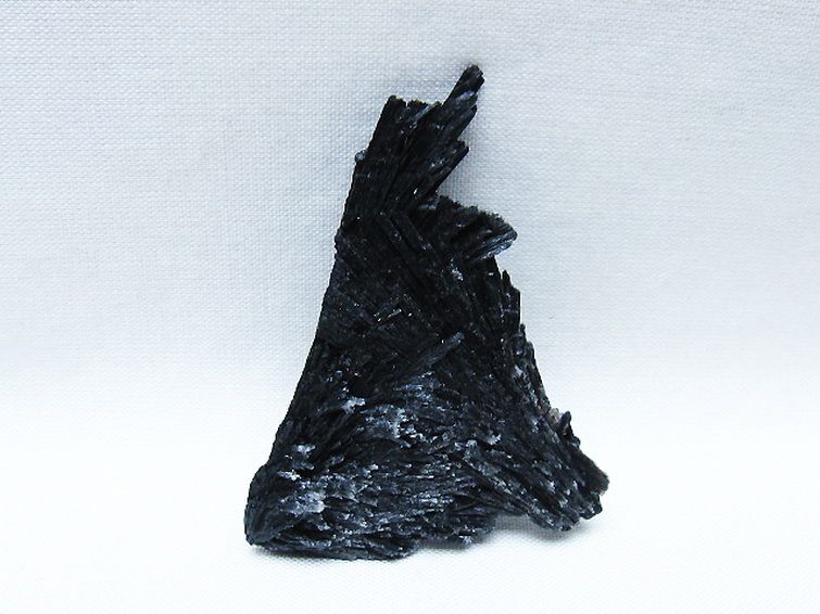 ブラック カイヤナイト 原石 [t697-4344] 3枚目