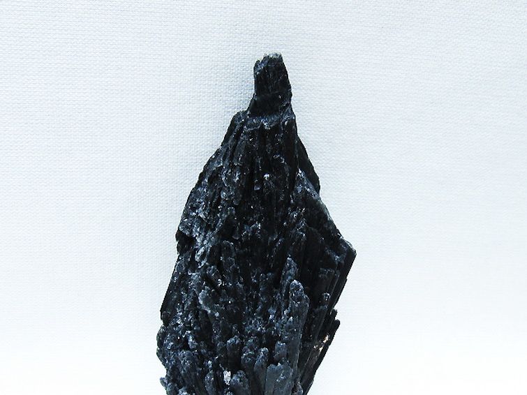 ブラック カイヤナイト 原石 [t697-4367] 2枚目