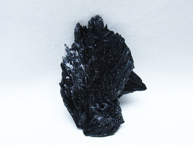 ブラック カイヤナイト 原石 [t697-4401] 3枚目