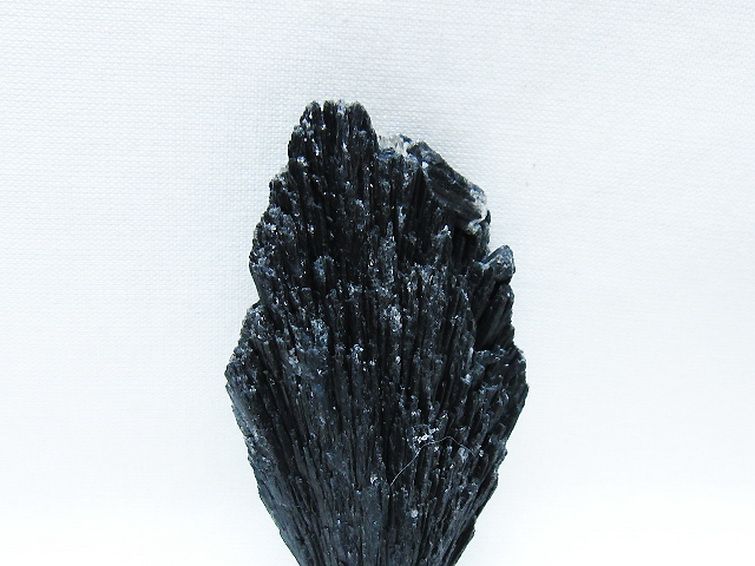 ブラック カイヤナイト 原石 [t697-4406] 2枚目