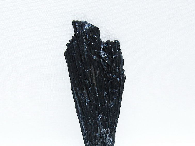 ブラック カイヤナイト 原石 [t697-4425] 2枚目