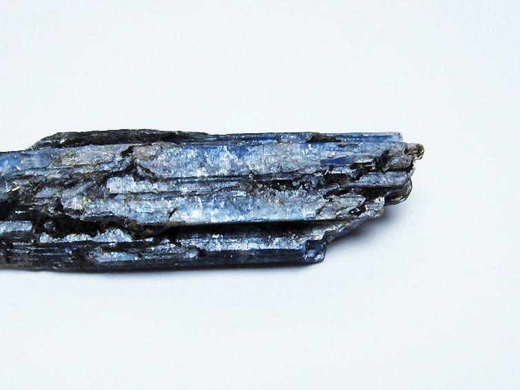 カイヤナイト 原石 [t699-2118] 3枚目