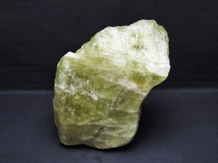 5.7Kg シトリン水晶 原石 [t701-1211] 1枚目