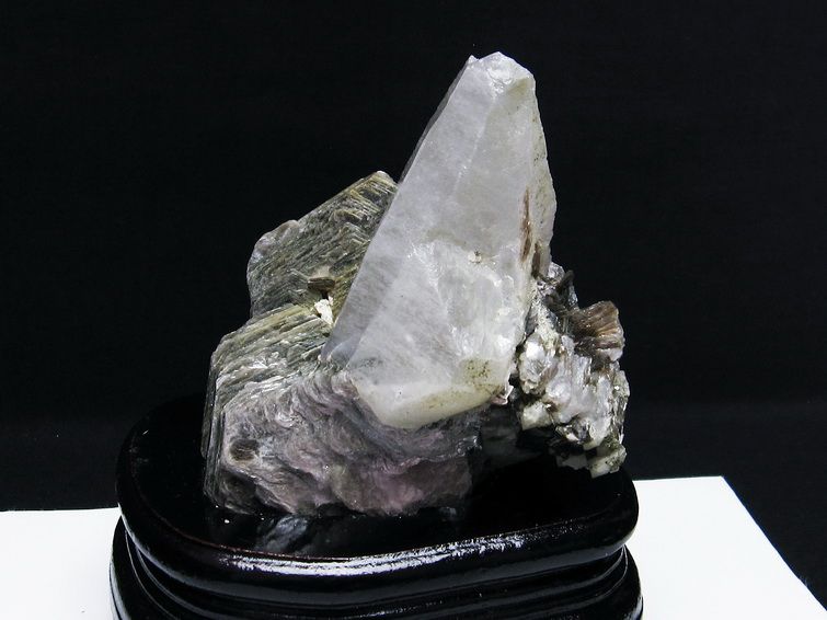 雲母入り ヒマラヤ水晶 原石[T704-1069] 1枚目