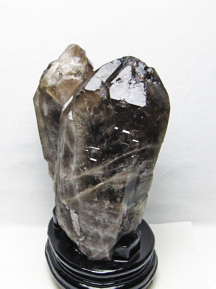 4.5Kg ライトニング水晶 原石 [t704-1392] 1枚目