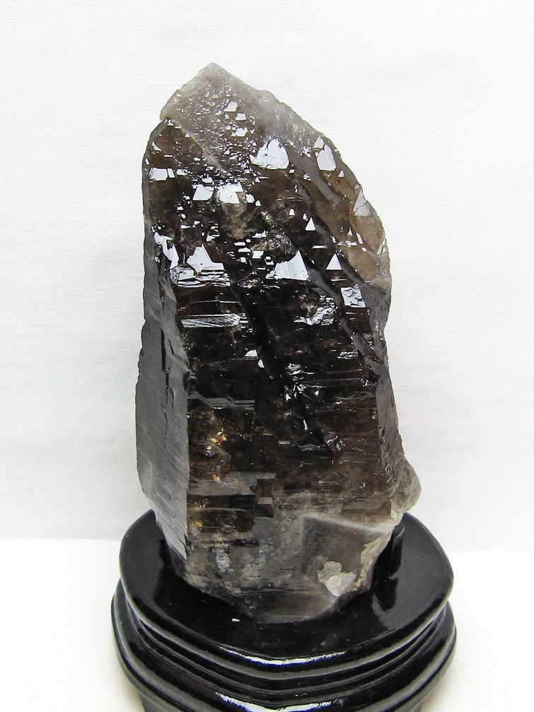 1.8Kg ライトニング カテドラル水晶 原石 [t704-1500] 1枚目