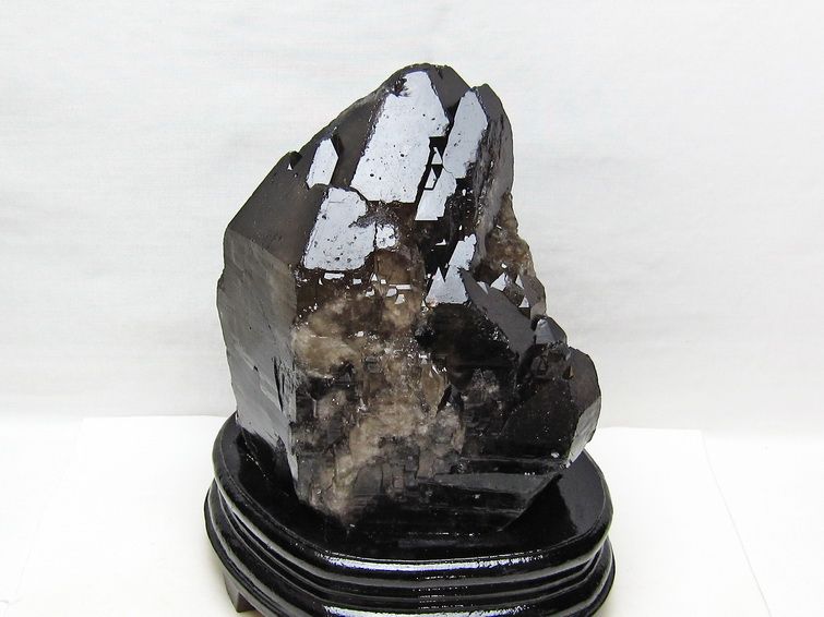 2.9Kg ライトニング水晶 原石 [t704-1516] 1枚目