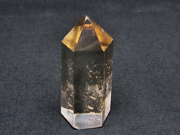 ライトニング水晶 六角柱 [t705-6429] 1枚目