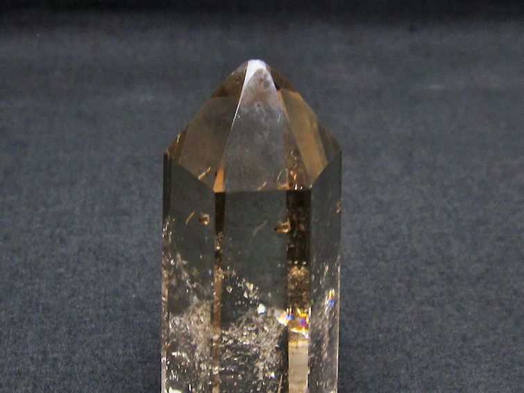 ライトニング水晶 六角柱 [t705-6429] 3枚目