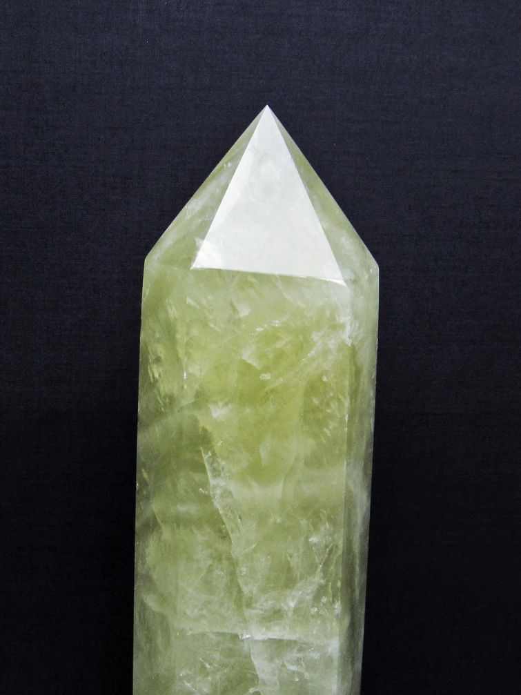 2.1Kg シトリン水晶 六角柱 [t719-5086] 2枚目