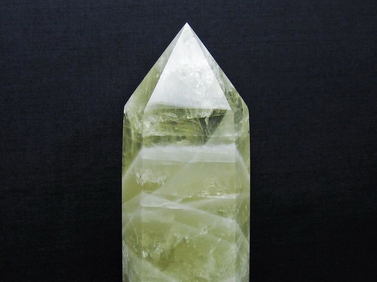 1.9Kg シトリン水晶 六角柱 [t719-5089] 3枚目