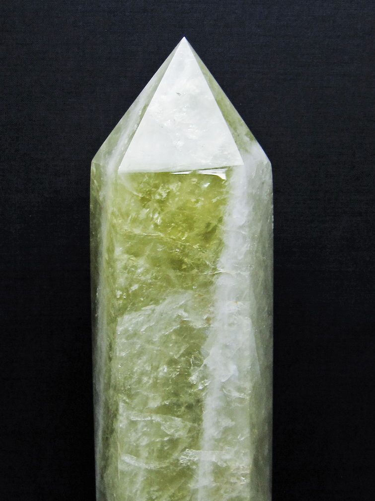 2Kg シトリン水晶 六角柱 [t719-5095] 2枚目