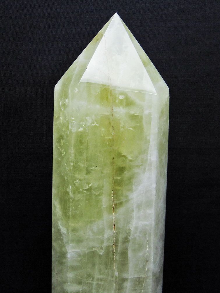 1.6Kg シトリン水晶 六角柱 [t719-5096] 2枚目