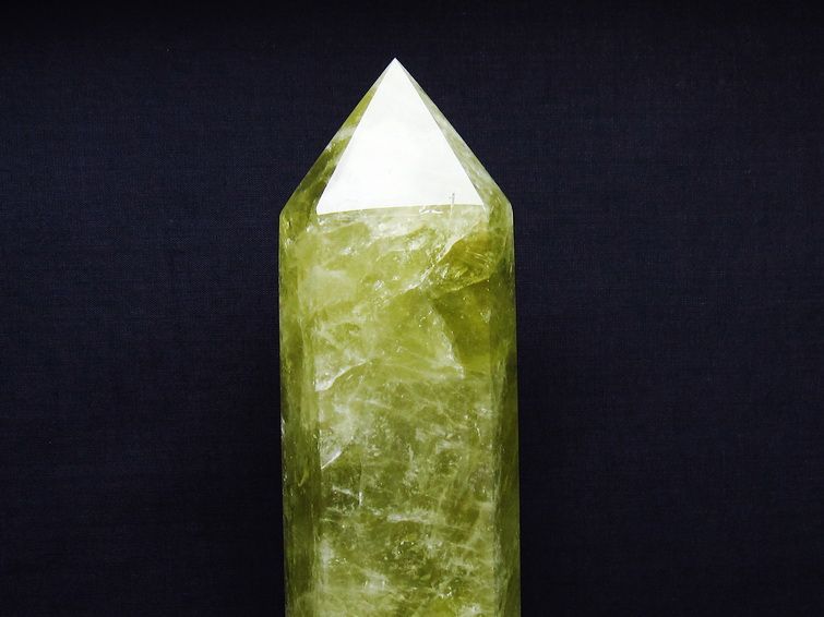 2.1Kg シトリン水晶 六角柱 [t719-5246] 2枚目
