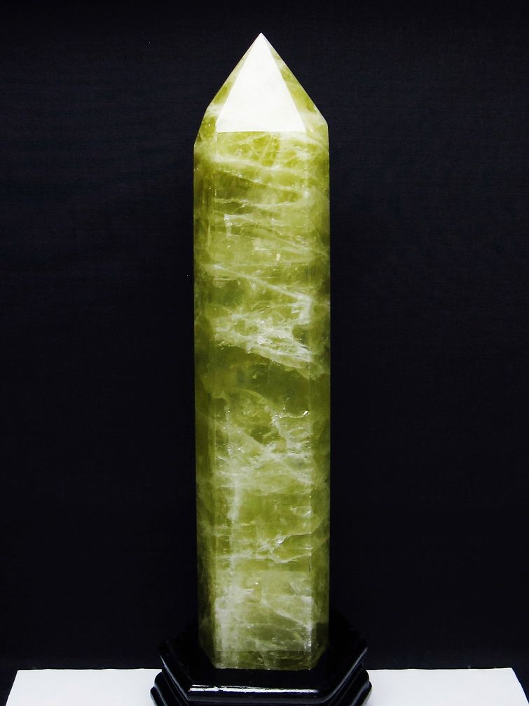 2.2Kg シトリン水晶 六角柱 [t719-5247] 1枚目