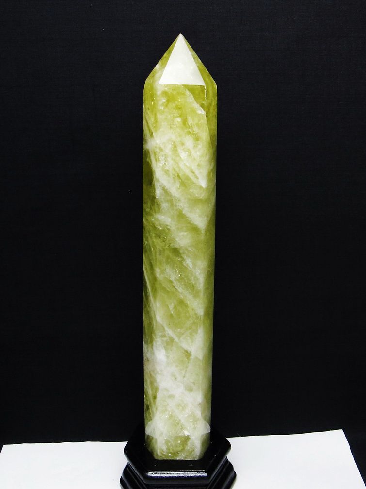 1.5Kg シトリン水晶 六角柱 [t719-5263] 1枚目