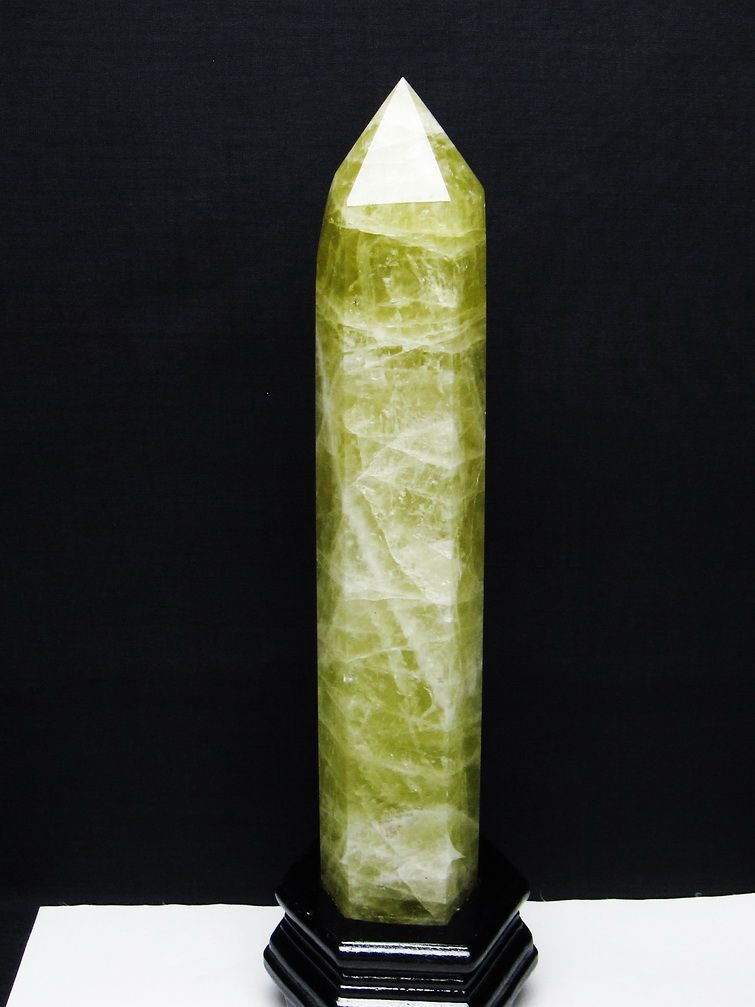 1.6Kg シトリン水晶 六角柱 [t719-5270] 1枚目