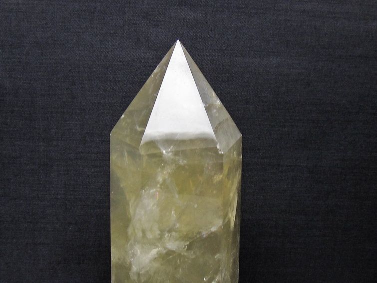 1.1Kg シトリン水晶 六角柱 [t719-5344] 3枚目