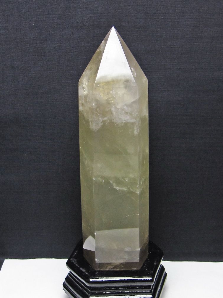1.7Kg シトリン水晶 六角柱 [t719-5350] 1枚目