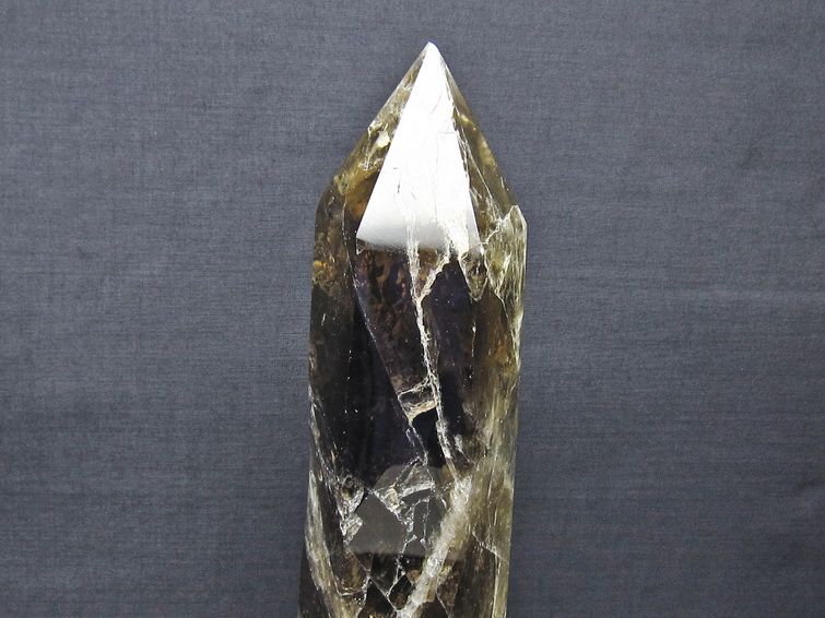 1.9Kg シトリン水晶 六角柱 [t719-5353] 2枚目