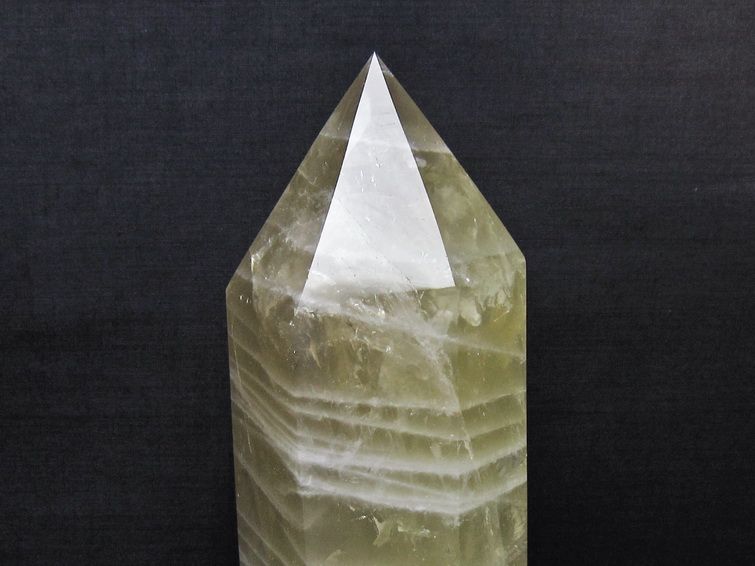 2.6Kg シトリン水晶 六角柱 [t719-5362] 2枚目