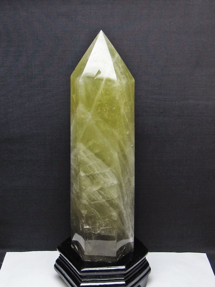 2.6Kg シトリン水晶 六角柱 [t719-5371] 1枚目